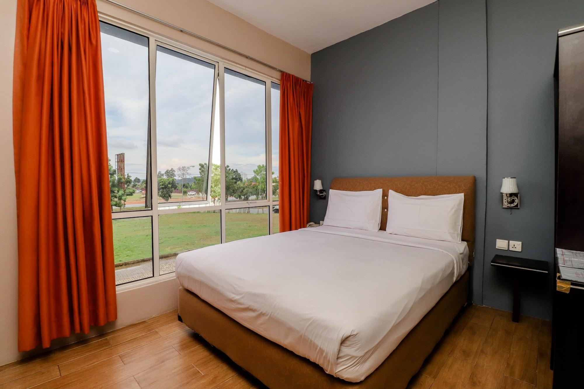 Blitz Hotel Batam Exterior foto