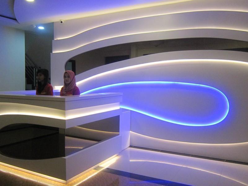 Blitz Hotel Batam Exterior foto